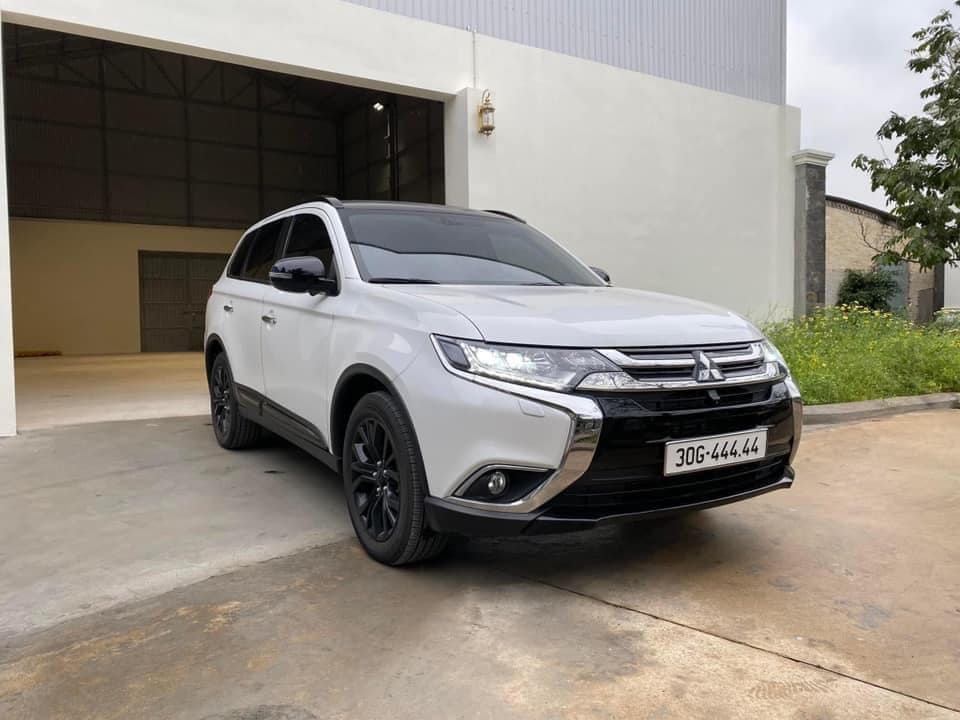 Mitsubishi Outlander Mitsubishi Outlander