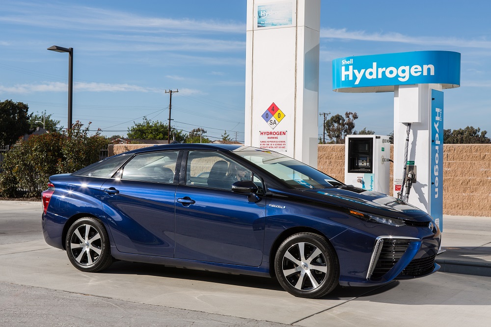 Toyota đón đầu xu hướng với nghiên cứu và phát triển pin nhiên liệu Hydro cùng mẫu xe Mirai. Toyota đón đầu xu hướng với nghiên cứu và phát triển pin nhiên liệu Hydro cùng mẫu xe Mirai.