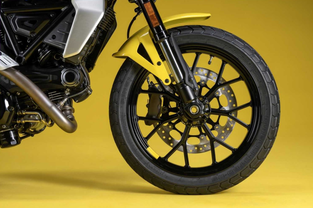Ducati Scrambler 2023 được bổ sung vành mới