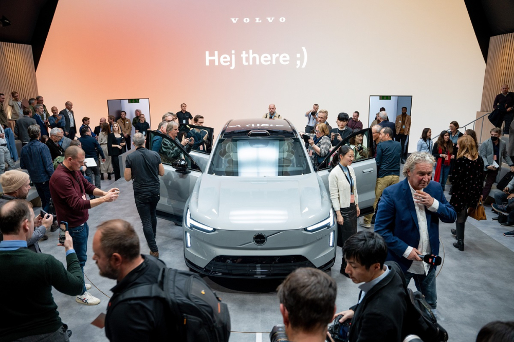 Volvo EX90 2024 - thế hệ mới của SUV an toàn nhất thế giới XC90 - chính thức ra mắt