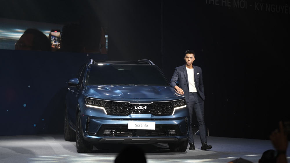 Trừ Carens, toàn bộ các mẫu xe Kia bán tại Việt Nam đều tăng giá, dao động từ 10 - 70 triệu đồng Trừ Carens, toàn bộ các mẫu xe Kia bán tại Việt Nam đều tăng giá, dao động từ 10 - 70 triệu đồng