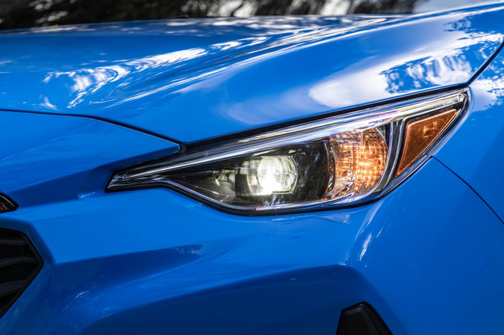 Đèn pha sắc sảo hơn của Subaru Impreza 2024