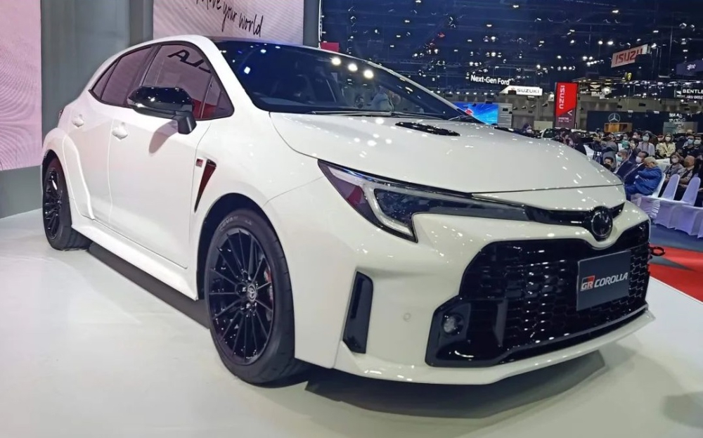 Toyota GR Corolla 2023 chính thức ra mắt Đông Nam Á, Honda Civic Type R hãy dè chừng! Toyota GR Corolla 2023 chính thức ra mắt Đông Nam Á, Honda Civic Type R hãy dè chừng!