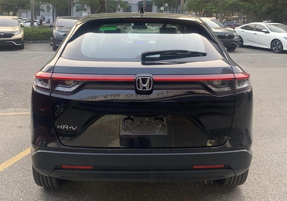 Honda HR-V G nhìn từ phía sau