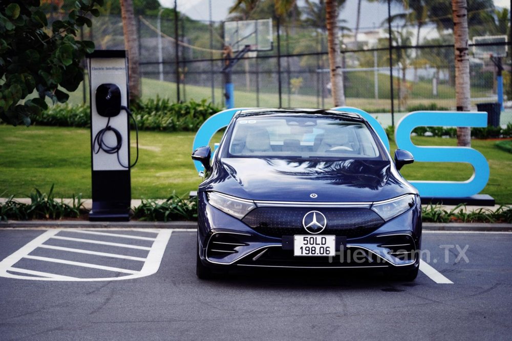 Mercedes-EQS sẽ không gặp vấn đề giảm hiệu suất khi pin yếu. Mercedes-EQS sẽ không gặp vấn đề giảm hiệu suất khi pin yếu.