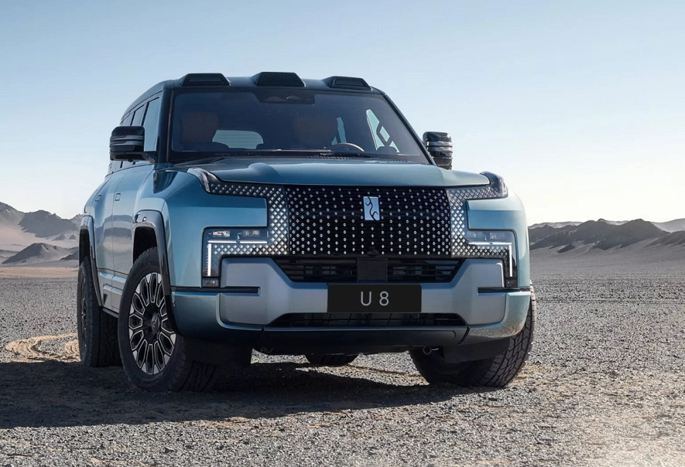 YangWang U8 - SUV điện hạng sang mới của hãng xe BYD, công suất hơn 1.000 mã lực YangWang U8 - SUV điện hạng sang mới của hãng xe BYD, công suất hơn 1.000 mã lực