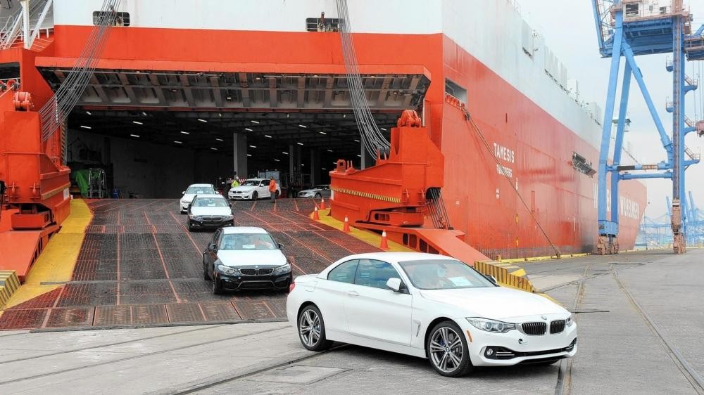 Nhập khẩu xe vào Việt Nam