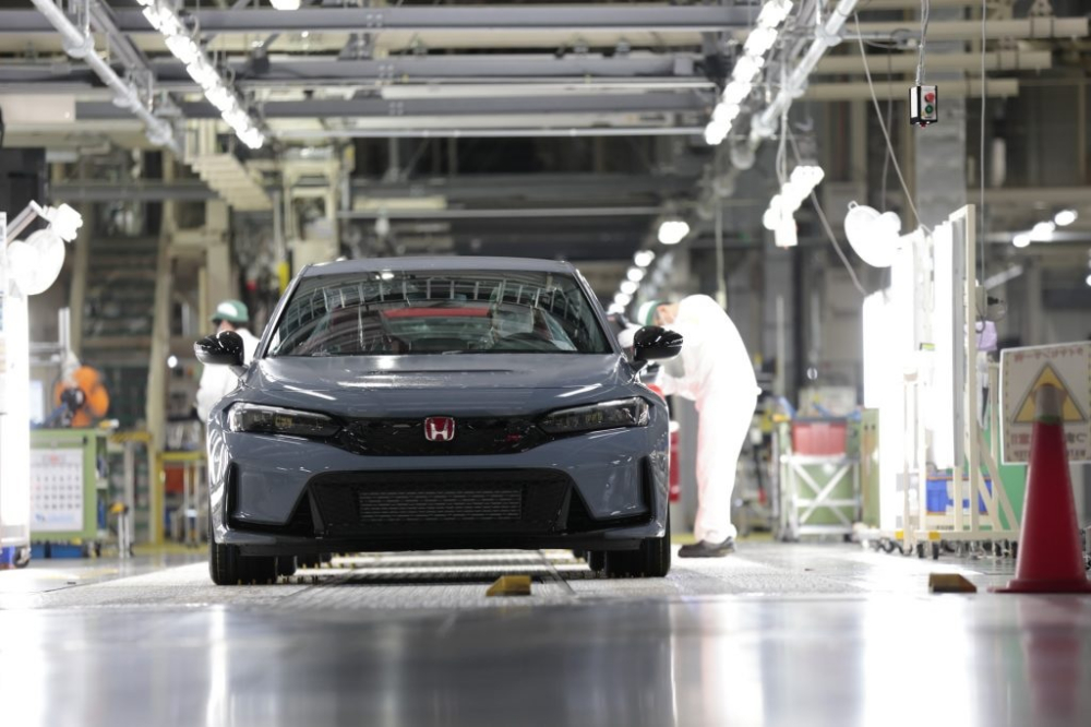 Honda Civic Type R 2023 được lắp ráp tại nhà máy ở Saitama, Nhật Bản