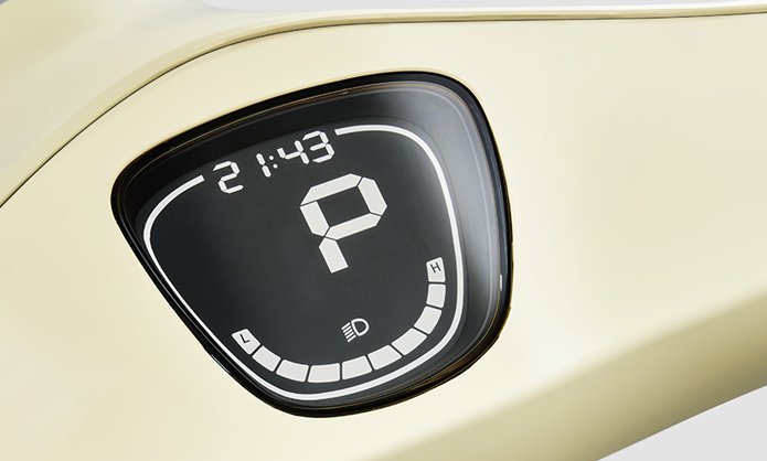 Digital instrument cluster of the Honda Cub e: