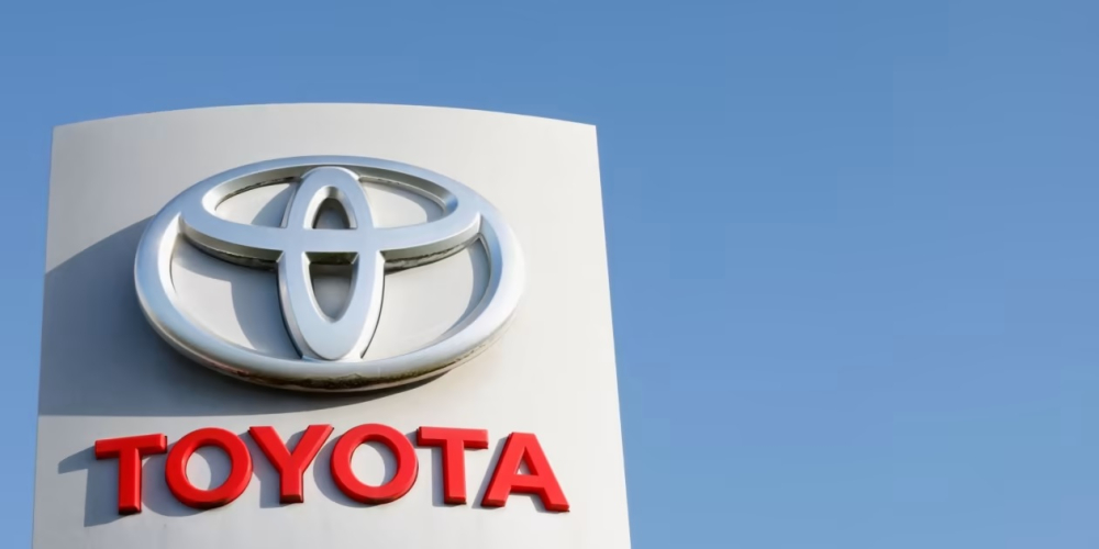 Toyota bảo toàn được ngôi vị hãng ô tô bán chạy nhất thế giới trong năm 2022