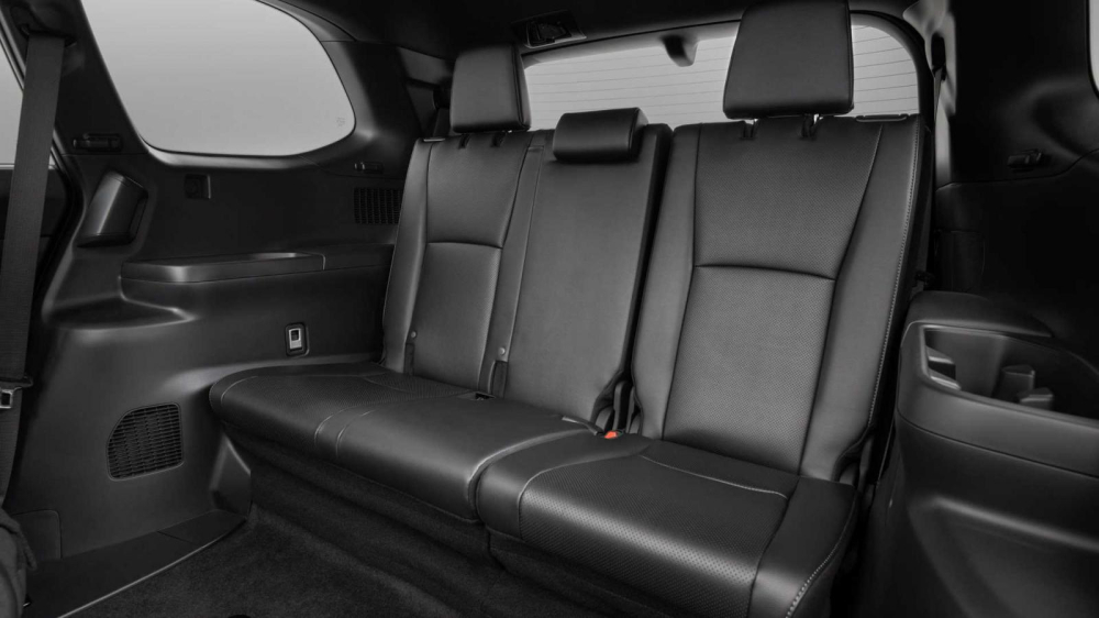 Ra mắt Toyota Grand Highlander 2024 SUV gia đình với nội thất 3 hàng