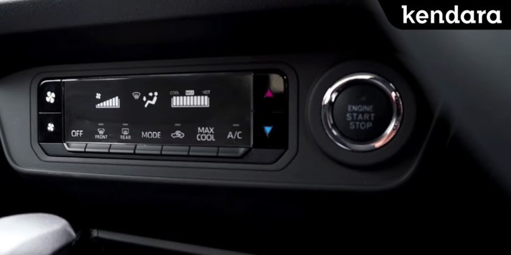Màn hình đi kèm hệ thống điều hòa và nút bấm khởi động máy của Toyota Wigo 2023 Màn hình đi kèm hệ thống điều hòa và nút bấm khởi động máy của Toyota Wigo 2023