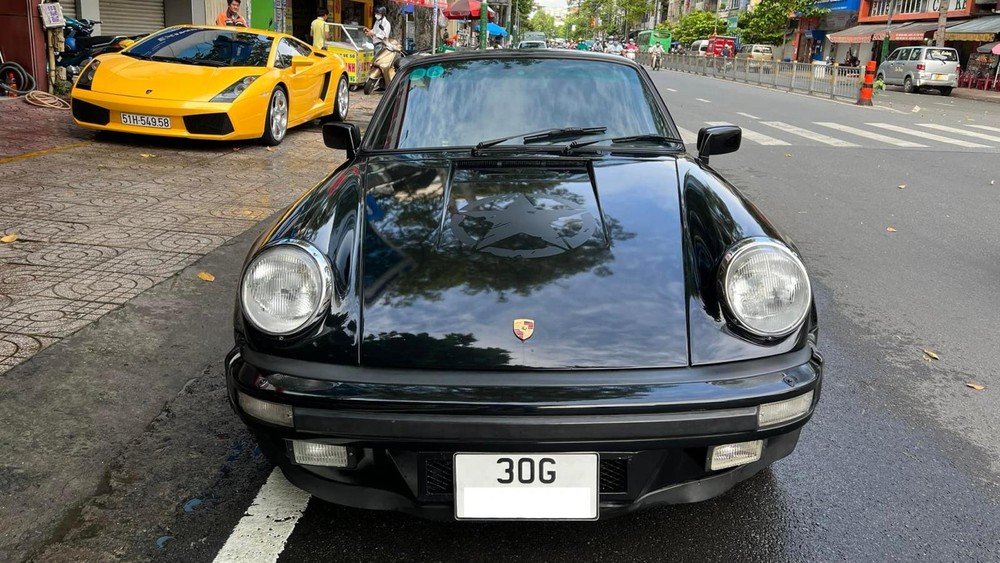 Porsche 930 Turbo Carrera