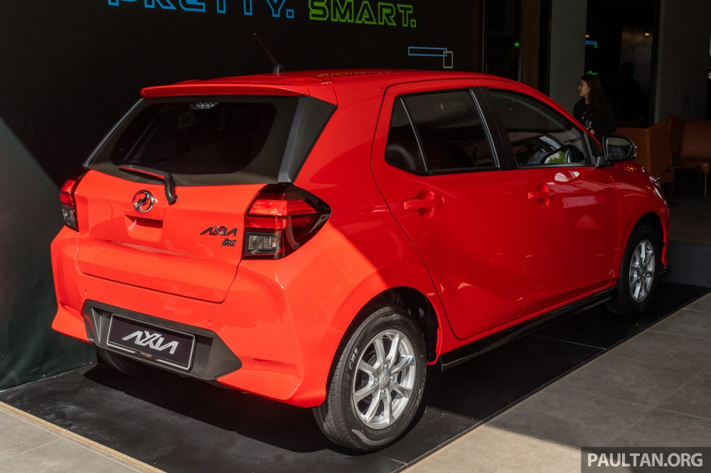 Thiết kế phía sau của Perodua Axia 2023 giống hệt Toyota Wigo mới Thiết kế phía sau của Perodua Axia 2023 giống hệt Toyota Wigo mới