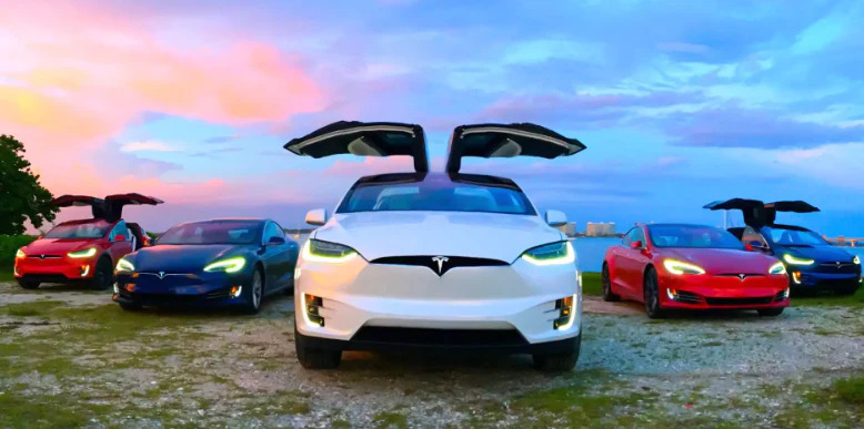 Tesla triệu hồi hơn 362.000 xe ô tô