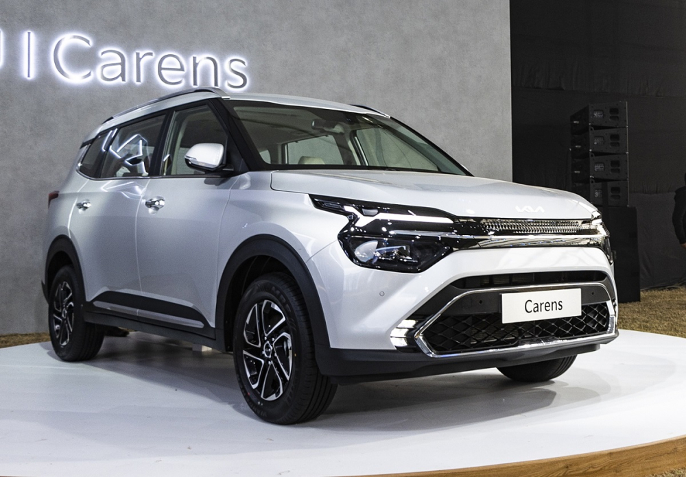 Kia Carens 2023 sẽ có thêm phiên bản 5 chỗ giá rẻ mới