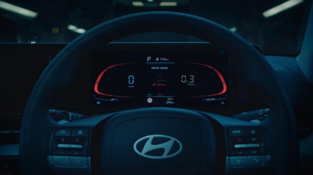 Hyundai Accent 2023 có thêm vô lăng mới