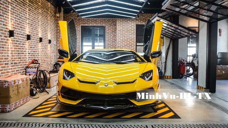 Lamborghini Aventador SVJ Coupe màu vàng Giallo Evros