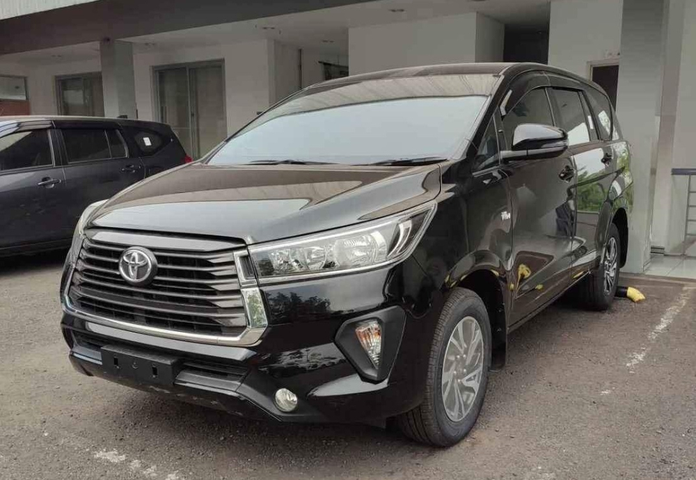 Toyota Innova thế hệ cũ tiếp tục được bán ở thị trường Indonesia