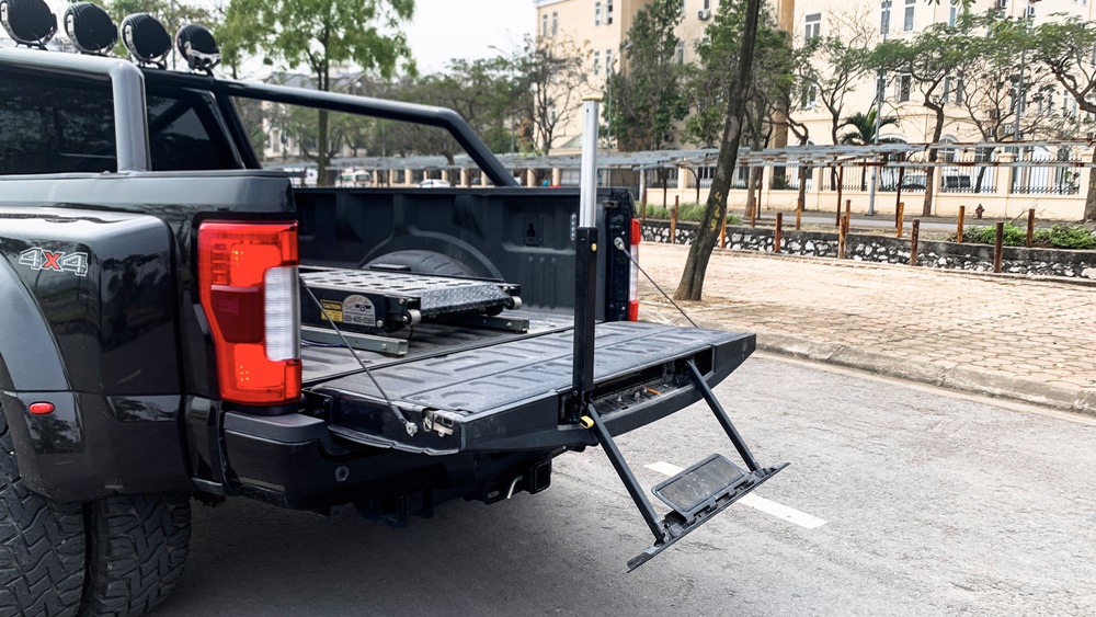 Cửa thùng sau chỉnh điện, Cửa thùng sau chỉnh điện,