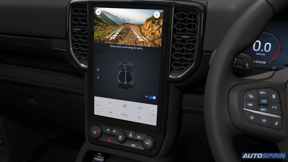 Ford Ranger Stormtrak 2023 có camera 360 độ