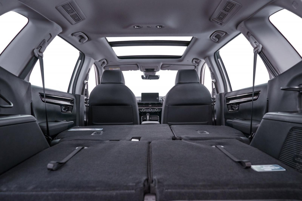 Ghế sau của Honda CR-V 2023 có thể gập phẳng xuống sàn