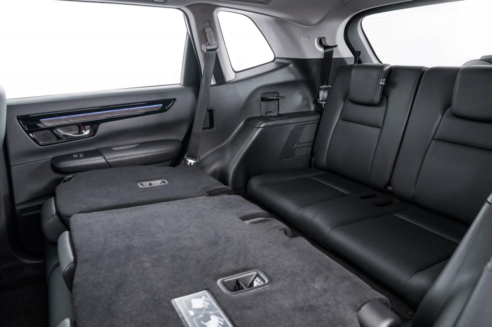 Honda CR-V EL 4WD 2023 có nội thất 7 chỗ ngồi