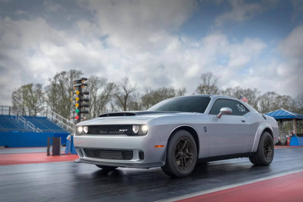 Quái thú Dodge Challenger SRT Demon 170