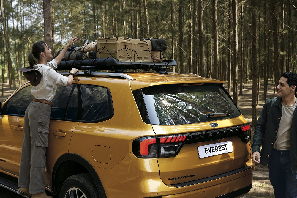 Ford Everest Wildtrak 2023 màu Vàng Luxe đặc trưng