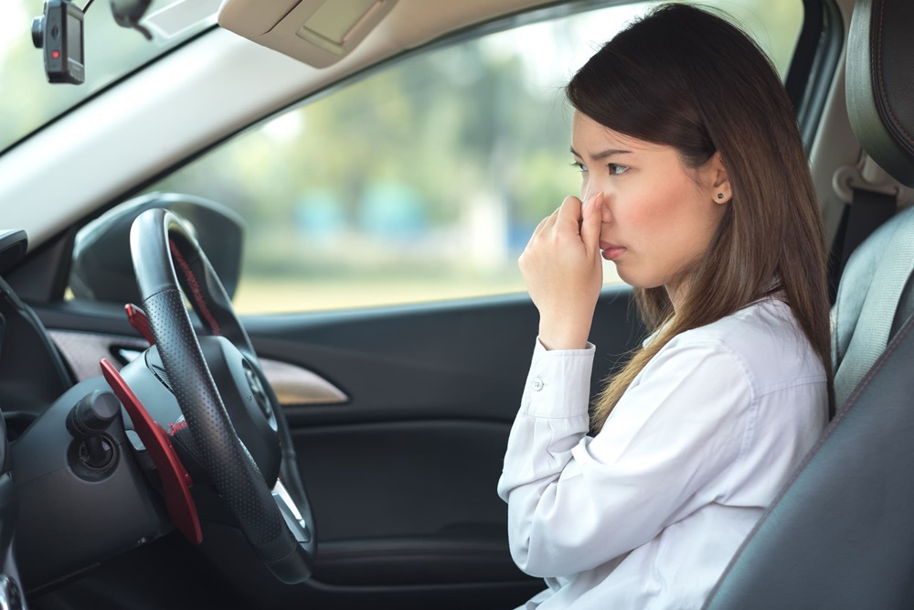 Nhận biết được mùi khó chịu trên xe ô tô sẽ giúp đảm bảo an toàn và sớm phát hiện ra các hư hỏng.