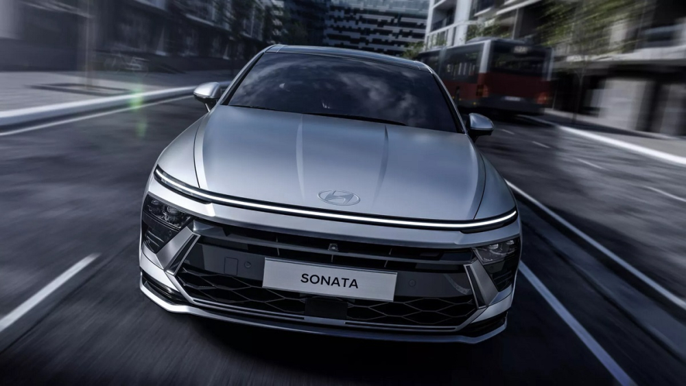 Cận cảnh khu vực đầu xe của Hyundai Sonata 2024