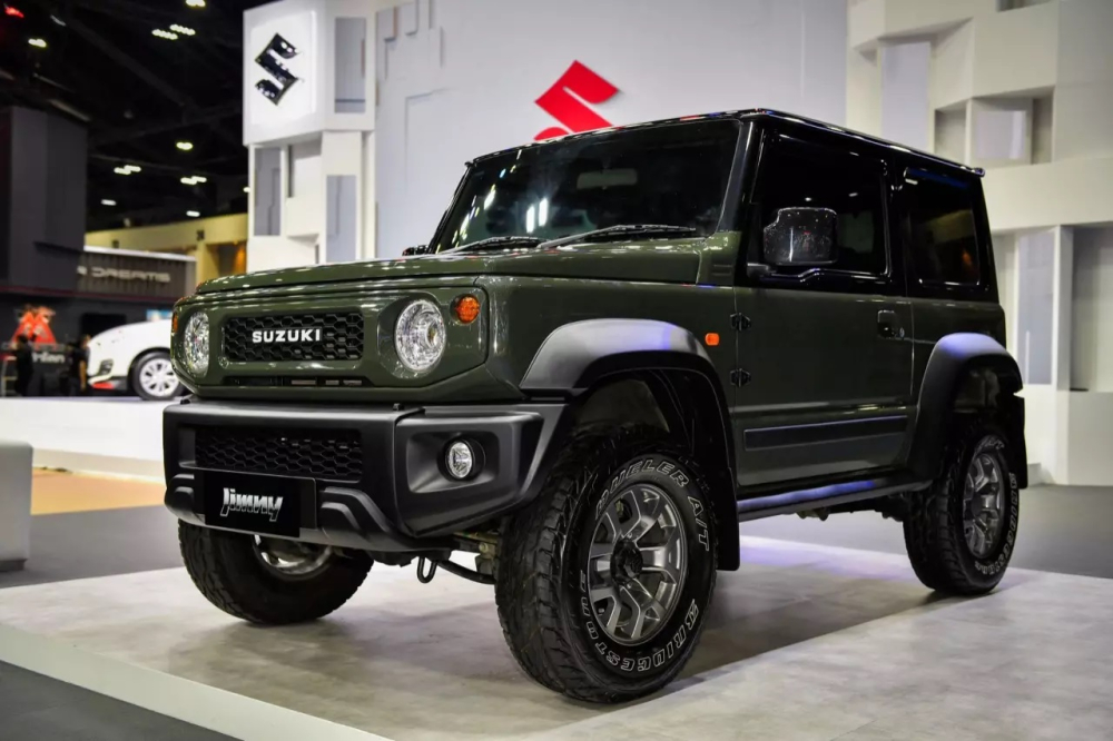 Suzuki Jimny 2023 dùng động cơ xăng 1.5L và hộp số tự động Suzuki Jimny 2023 dùng động cơ xăng 1.5L và hộp số tự động
