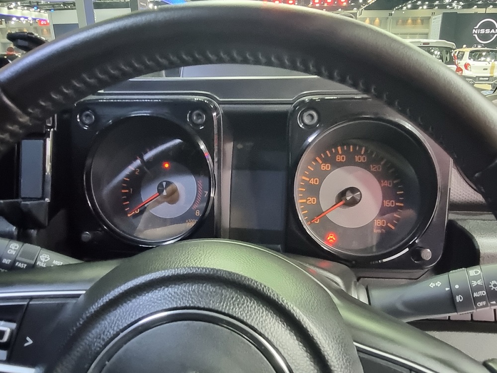 Bảng đồng hồ của Suzuki Jimny 2023 Bảng đồng hồ của Suzuki Jimny 2023