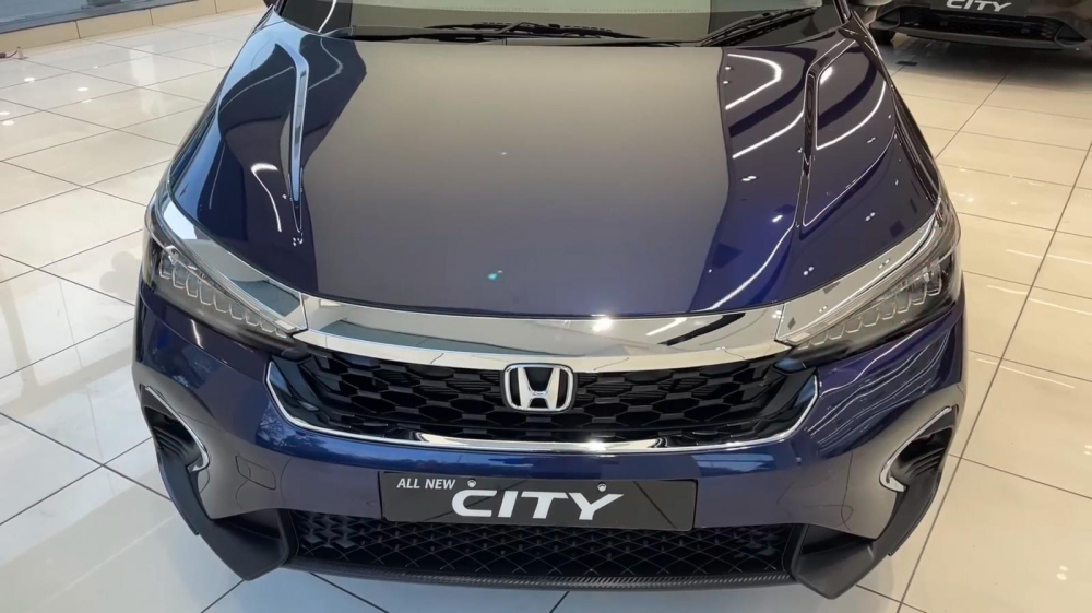 Cận cảnh đầu xe của Honda City ZX 2023