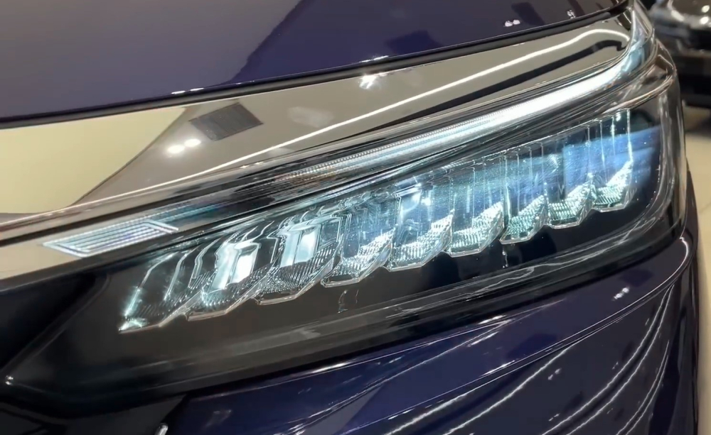 Đèn pha LED của Honda City ZX 2023
