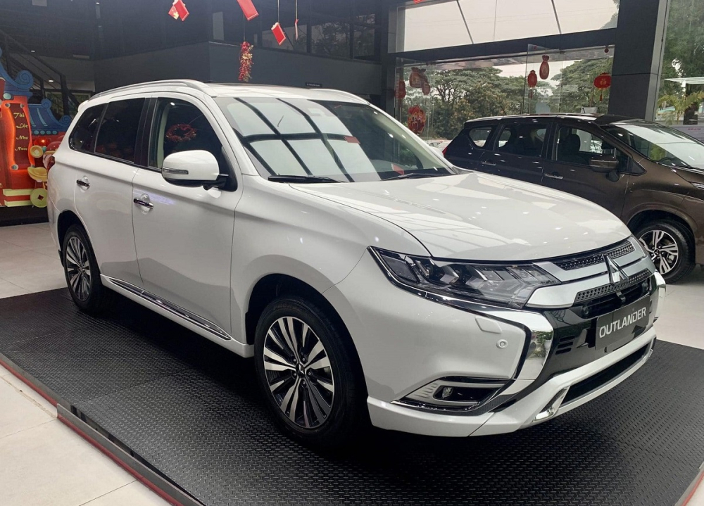 Ô tô Mitsubishi nhận ưu đãi 50% lệ phí trước bạ trị giá cao nhất lên đến 68 triệu đồng Ô tô Mitsubishi nhận ưu đãi 50% lệ phí trước bạ trị giá cao nhất lên đến 68 triệu đồng