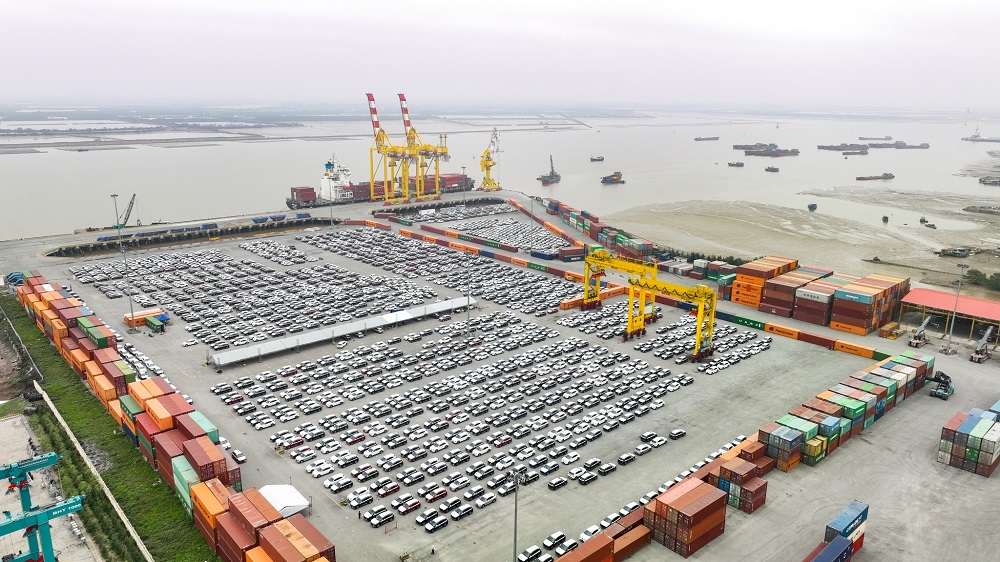 Những chiếc VinFast VF8 này đang được tập kết tại cảng MPC Port ở Hải Phòng Những chiếc VinFast VF8 này đang được tập kết tại cảng MPC Port ở Hải Phòng