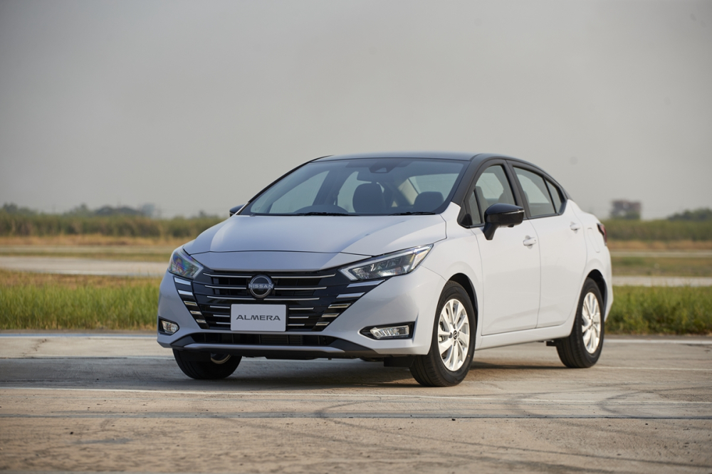 Nissan Almera 2023 có thêm cản trước mới Nissan Almera 2023 có thêm cản trước mới