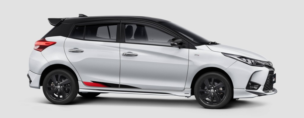 Toyota Yaris GR Sport 2023 có thêm đề-can mới trên sườn xe