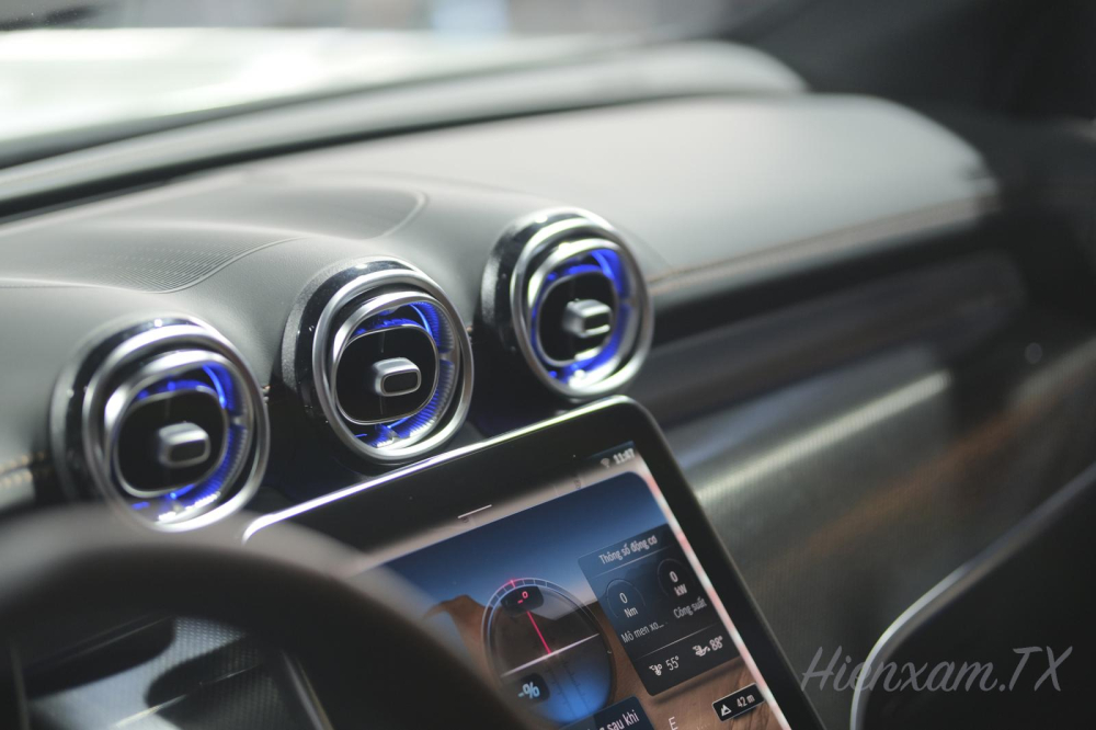 Mercedes-Benz GLC300 4matic được trang bị hệ thống điều hoà tự động tích hợp lọc không khí thông minh Mercedes-Benz GLC300 4matic được trang bị hệ thống điều hoà tự động tích hợp lọc không khí thông minh