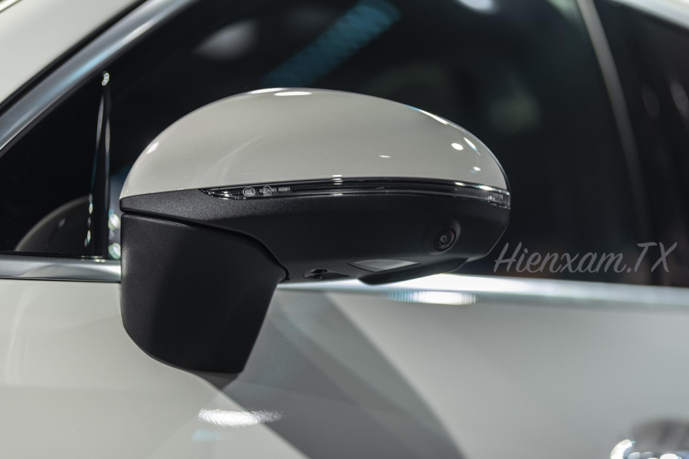 Camera 360 độ trên Mercedes-Benz GLC300 4matic Camera 360 độ trên Mercedes-Benz GLC300 4matic