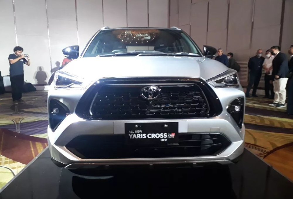 Cận cảnh đầu xe của Toyota Yaris Cross GR Sport 2023