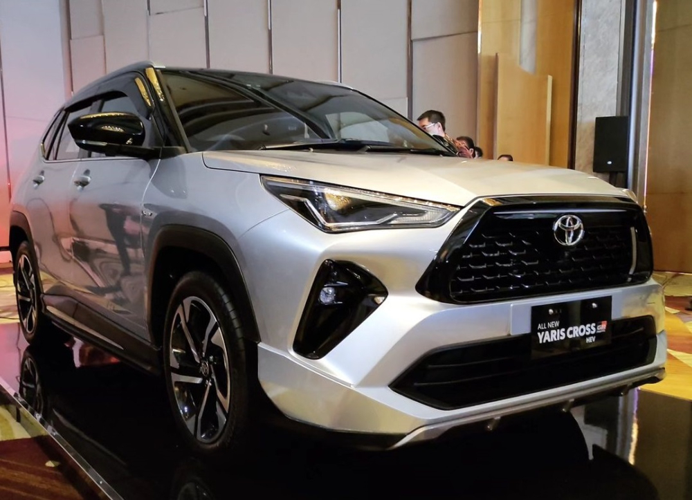 Toyota Yaris Cross GR Sport 2023 có 2 tùy chọn động cơ