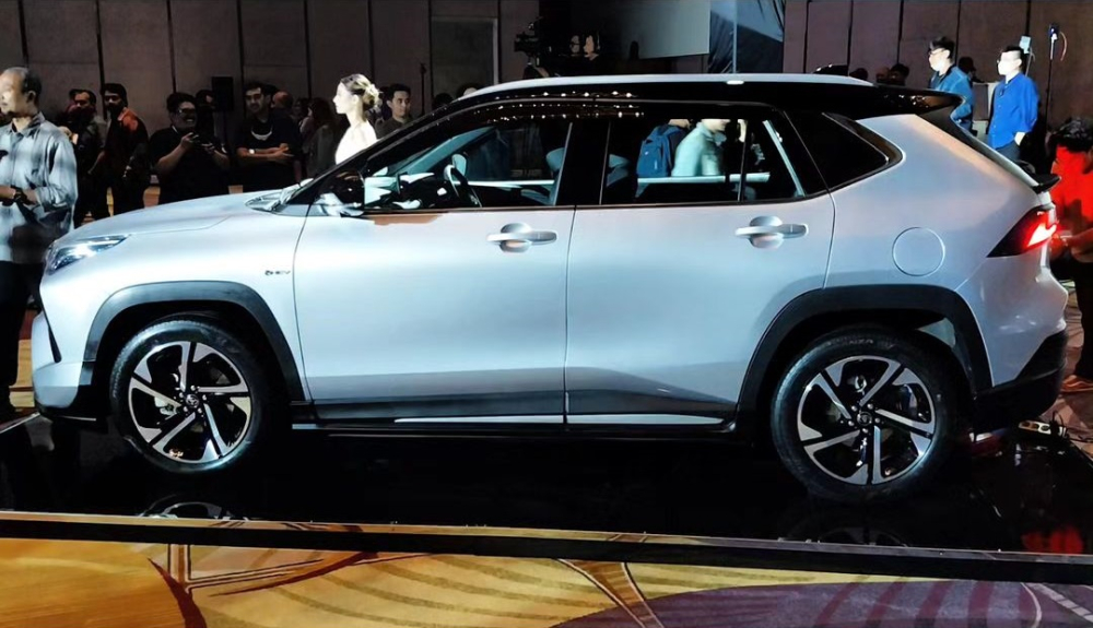 Toyota Yaris Cross 2023 có chiều cao gầm nổi bật