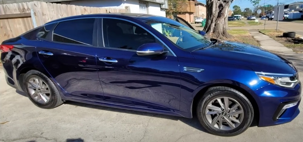 Chiếc Kia Optima đời 2020 của Taylor