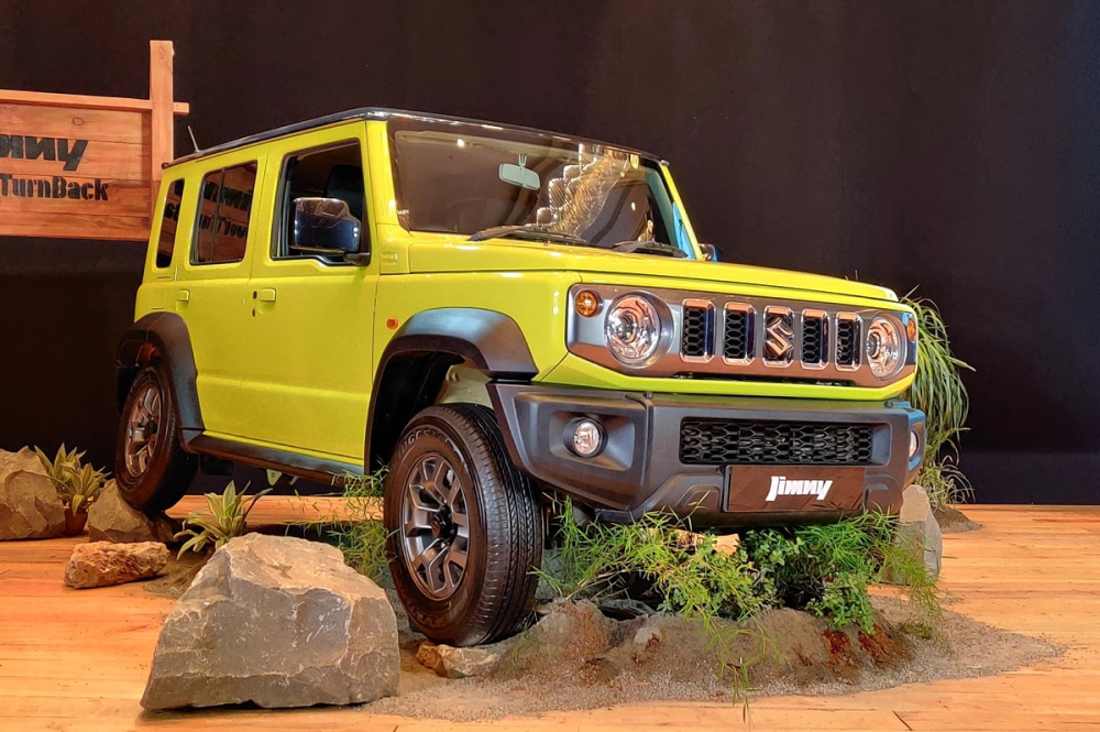 Suzuki Jimny 5 cửa bán chạy như tôm tươi dù chưa được công bố giá Suzuki Jimny 5 cửa bán chạy như tôm tươi dù chưa được công bố giá