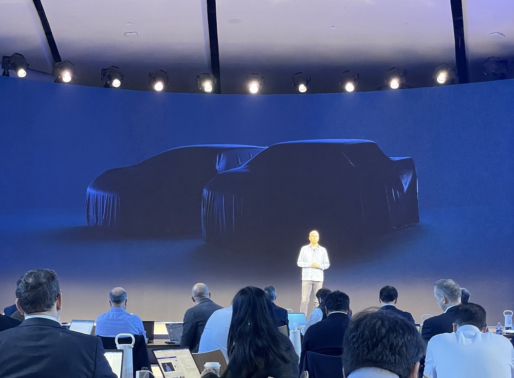 Ford sẽ ra mắt SUV thuần điện 3 hàng ghế với kích thước như Explorer