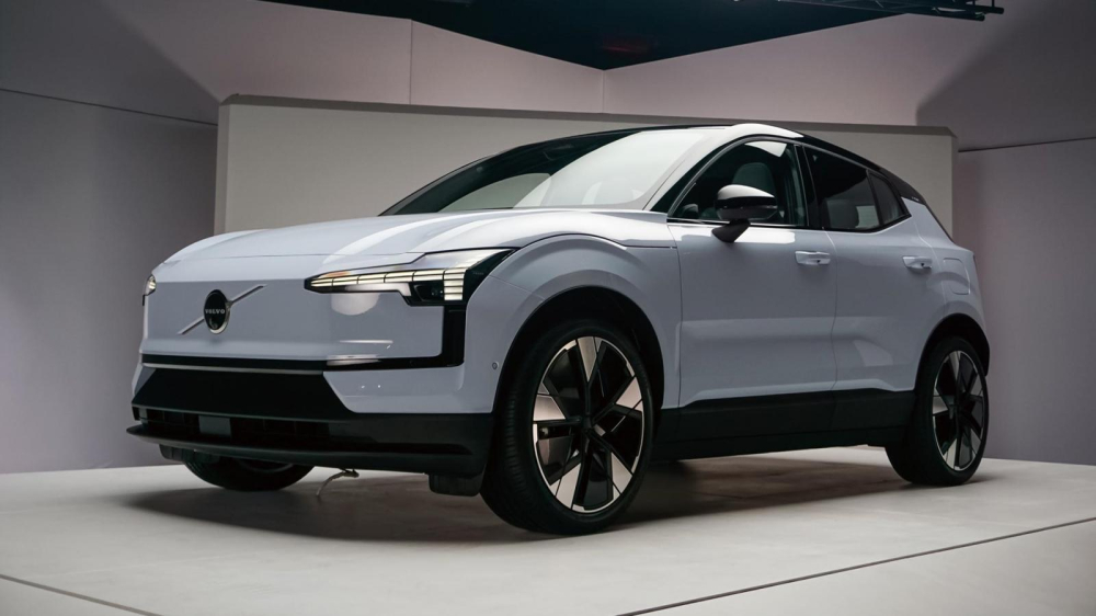 Volvo EX30 2024 dùng tay nắm cửa thông thường Volvo EX30 2024 dùng tay nắm cửa thông thường