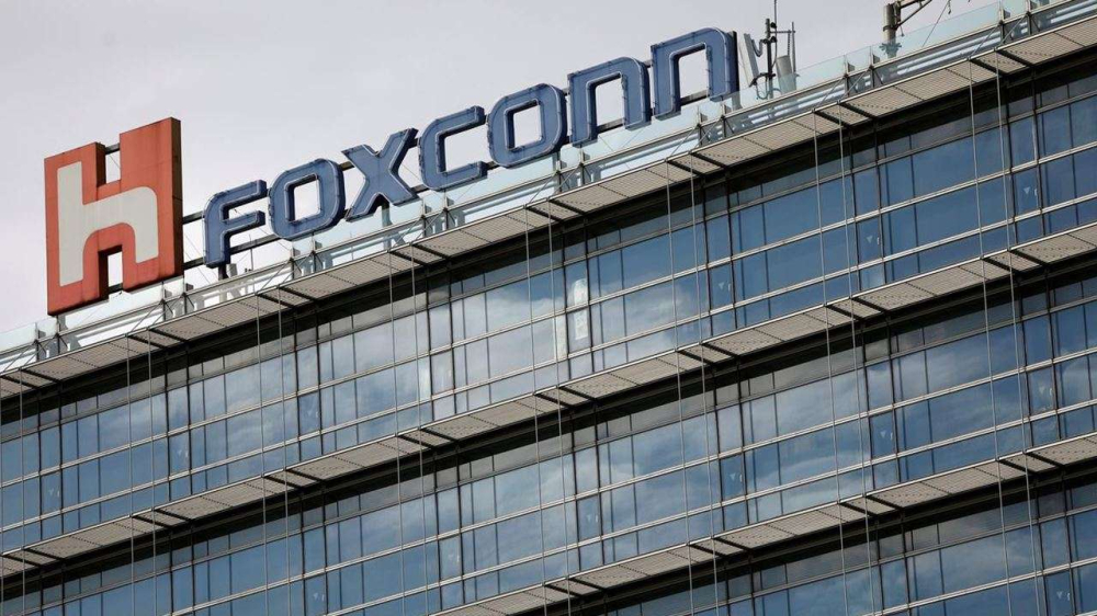 Nhà sản xuất iPhone Foxconn đầu tư 250 triệu USD để sản xuất linh kiện xe điện và viễn thông tại Việt Nam Nhà sản xuất iPhone Foxconn đầu tư 250 triệu USD để sản xuất linh kiện xe điện và viễn thông tại Việt Nam