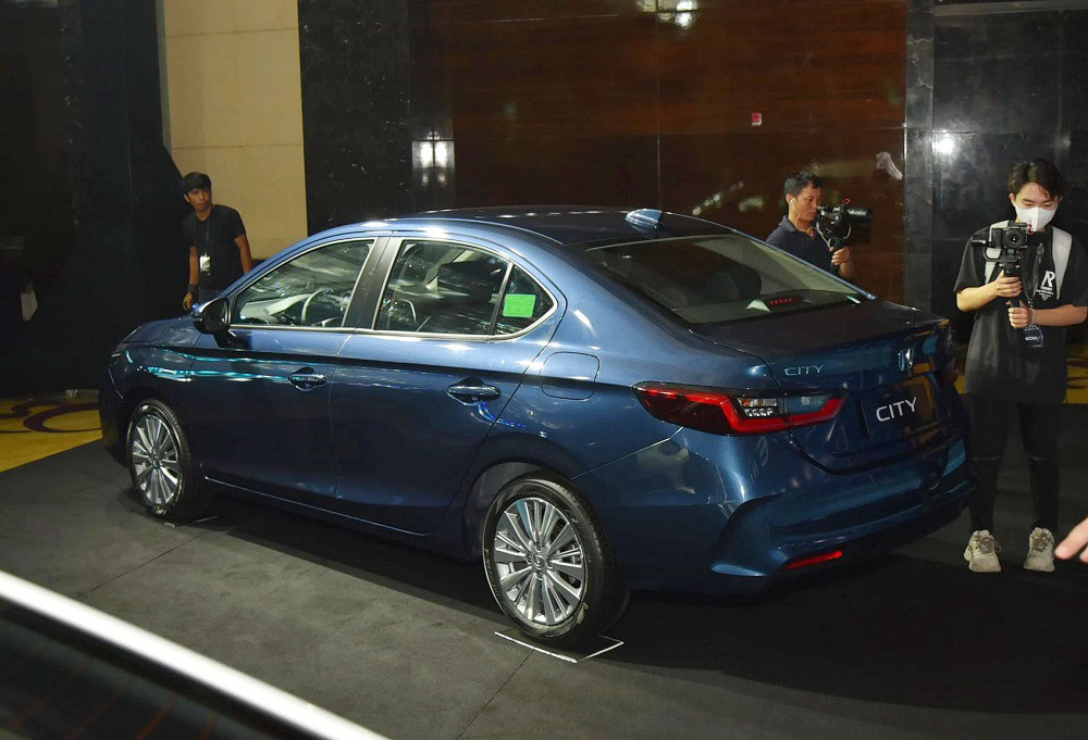 Thiết kế đằng sau của Honda City 2023 bản L Thiết kế đằng sau của Honda City 2023 bản L